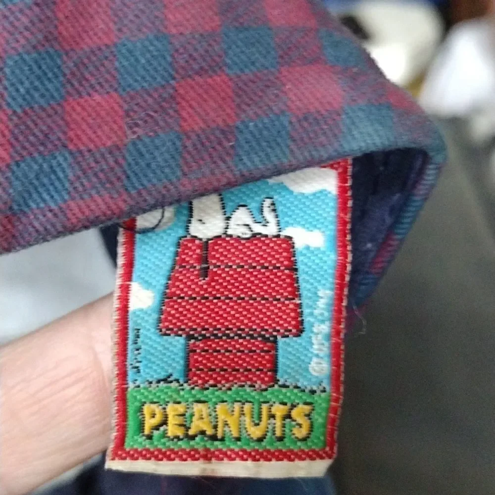 Peanuts plaid snoopy